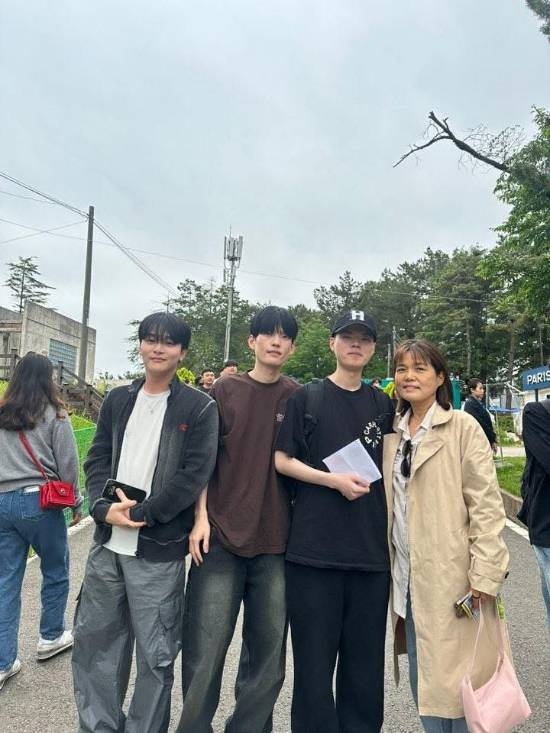 《英雄联盟》世界冠军剃头服兵役:入伍前最后一局排位惜败